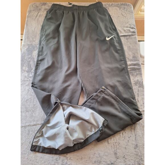 Nike Dry Fit Mens Large‎ Black Light Weight Track Style Pants - Picture 1 of 8